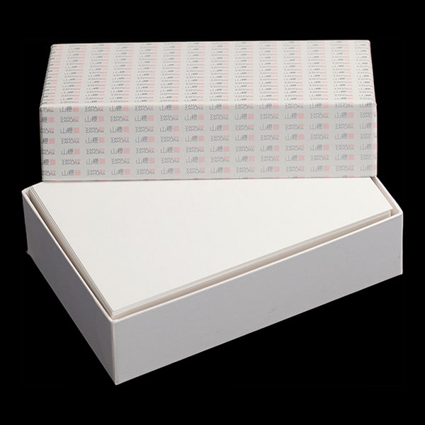 ���h 7�� ����